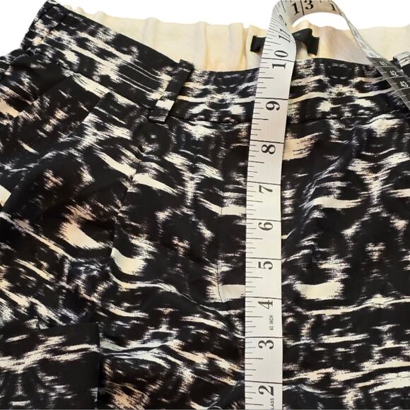 J. Crew Black and White Blurred ikat Drapey Pant size 2 - Picture 3 of 13